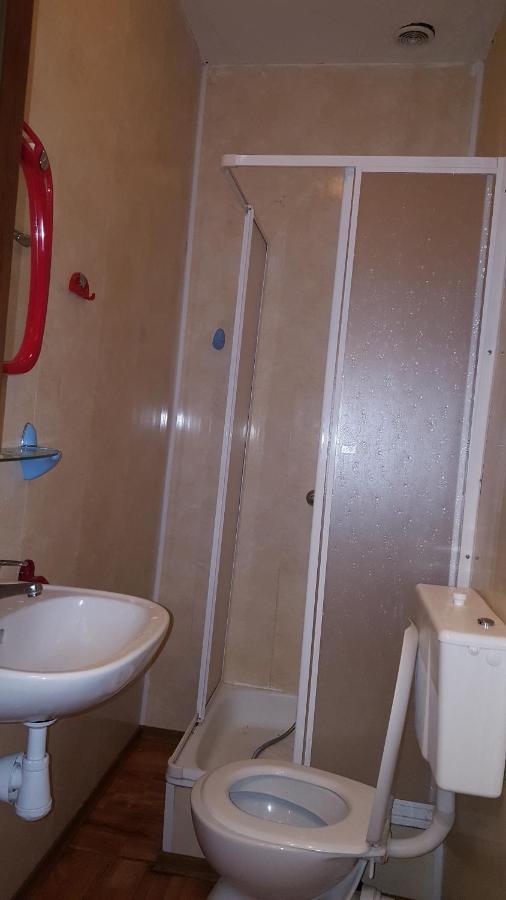Pokoje Goscinne Władysławowo エクステリア 写真